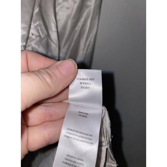 Rails Wynna Blouse Womens Medium Ivory Satin Long Sleeve Top Viscose Rayon Shirt - Picture 3 of 5